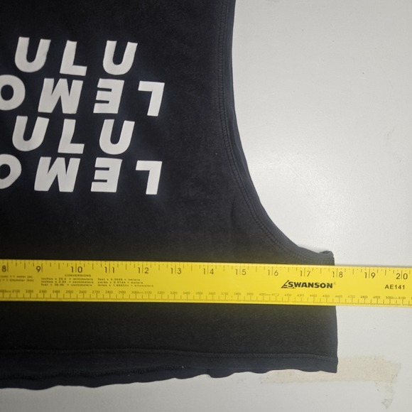 Lululemon Womens Shirt 8 Muscle Love Crop Tank Expression Black - Picture 5 of 6